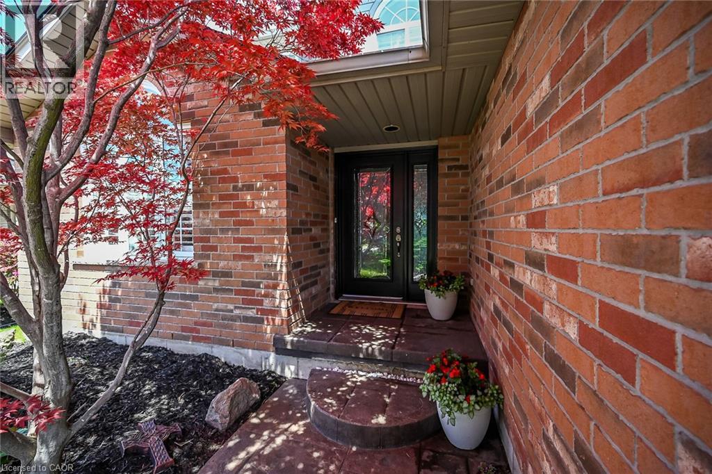 60 Dunrobin Drive, Caledonia, Ontario  N3W 2N7 - Photo 4 - 40838957
