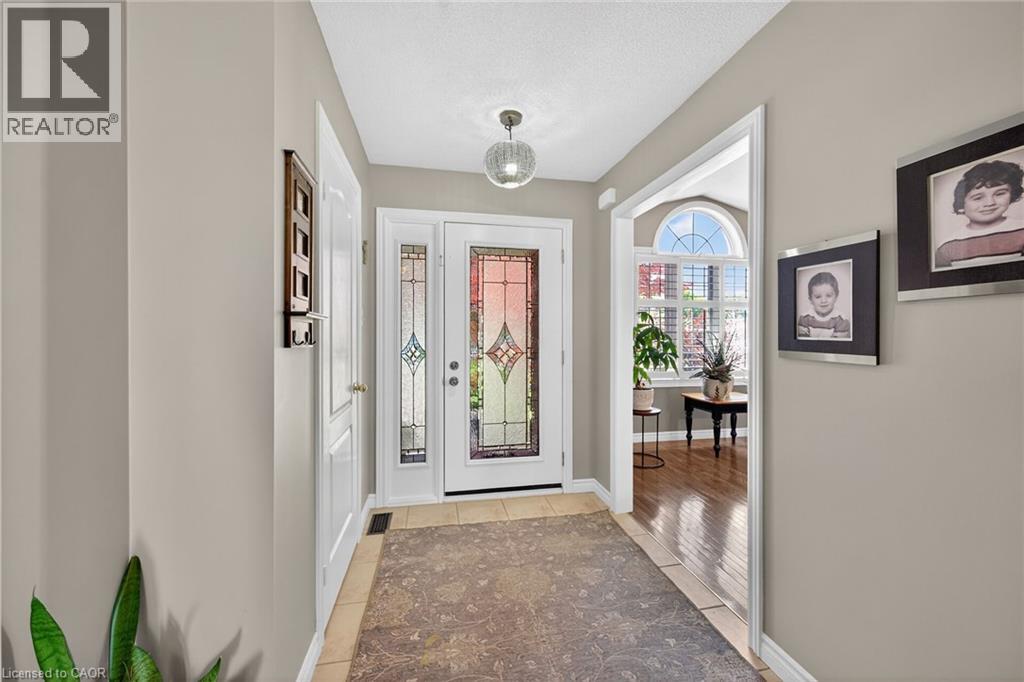 60 Dunrobin Drive, Caledonia, Ontario  N3W 2N7 - Photo 6 - 40838957