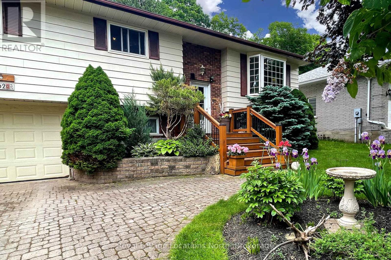 62 Parklane Crescent, Meaford, Ontario  N4L 1B1 - Photo 3 - X13431646