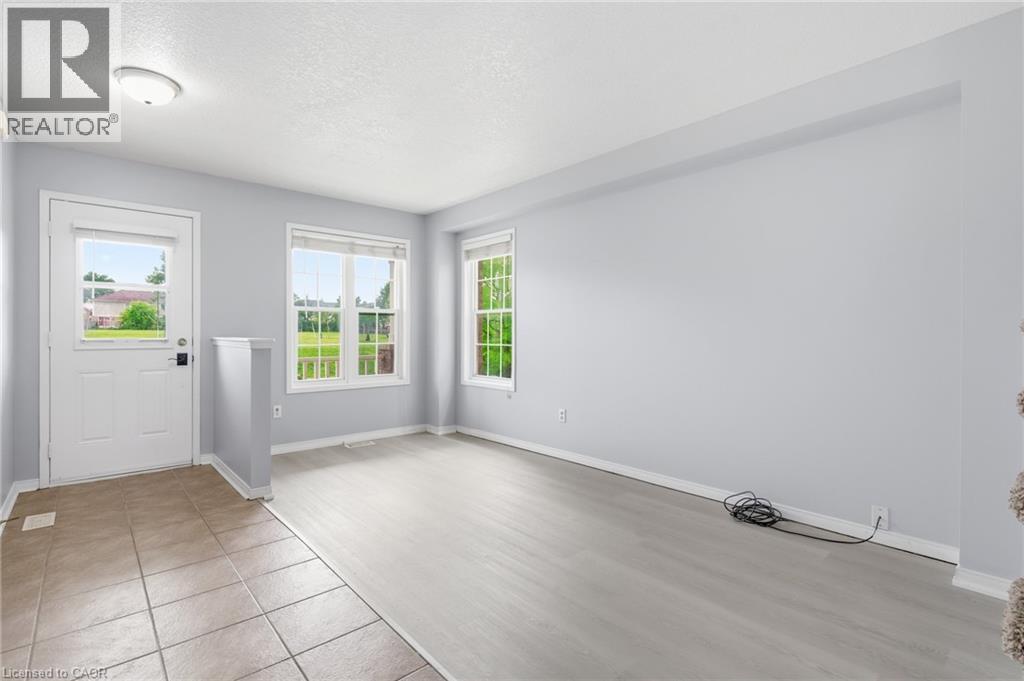 48 Griffiths Avenue, Cambridge, Ontario  N1P 1J6 - Photo 6 - 40829955