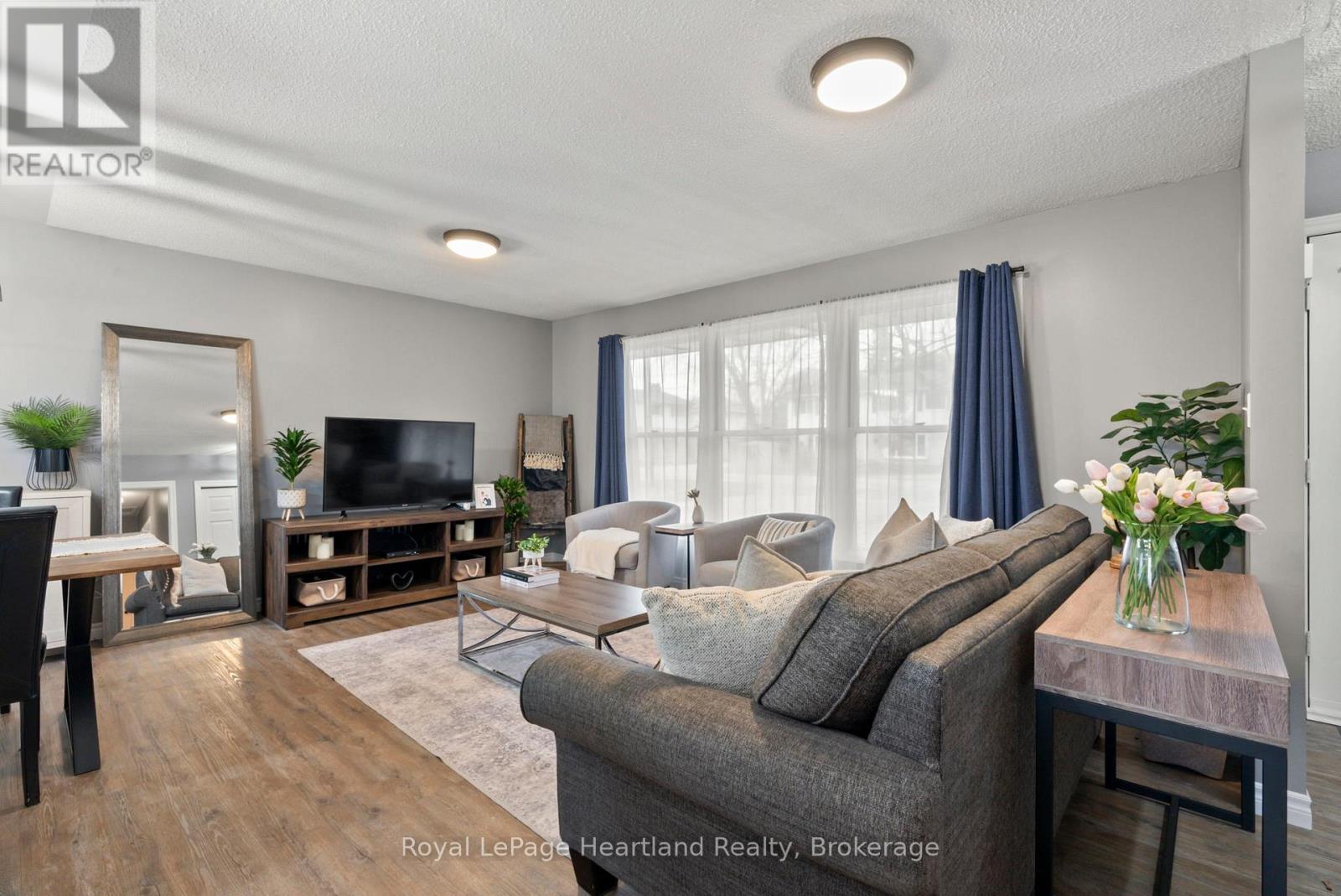 156 John Street N, Minto, Ontario  N0G 1Z0 - Photo 10 - X13431896