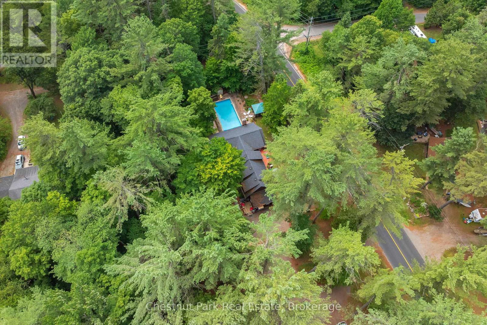 869 Muskoka Road 10, Huntsville, Ontario  P0B 1L0 - Photo 2 - X13431904