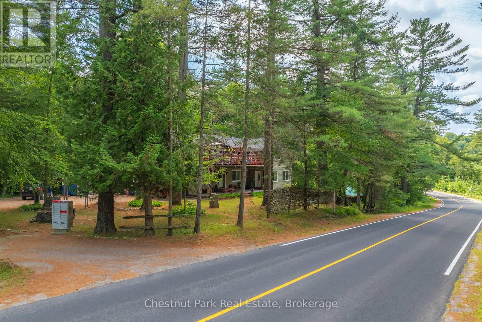869 Muskoka Road 10, Huntsville, Ontario  P0B 1L0 - Photo 3 - X13431904