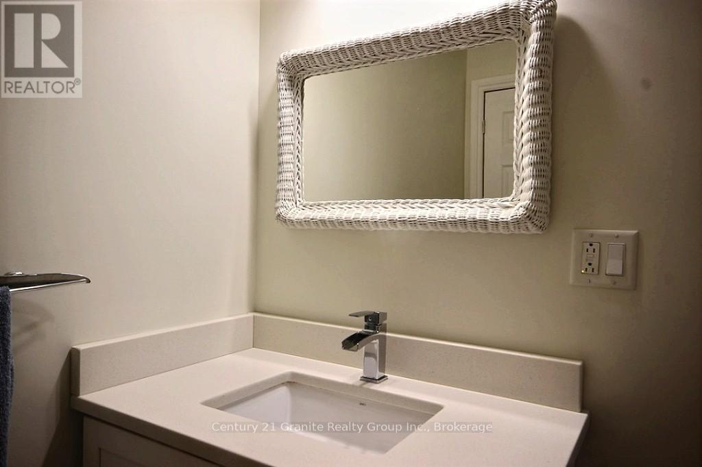 15661 35 Highway, Algonquin Highlands, Ontario  K0M 1J2 - Photo 24 - X13432068