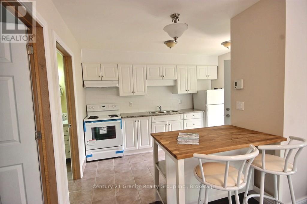 15661 35 Highway, Algonquin Highlands, Ontario  K0M 1J2 - Photo 25 - X13432068