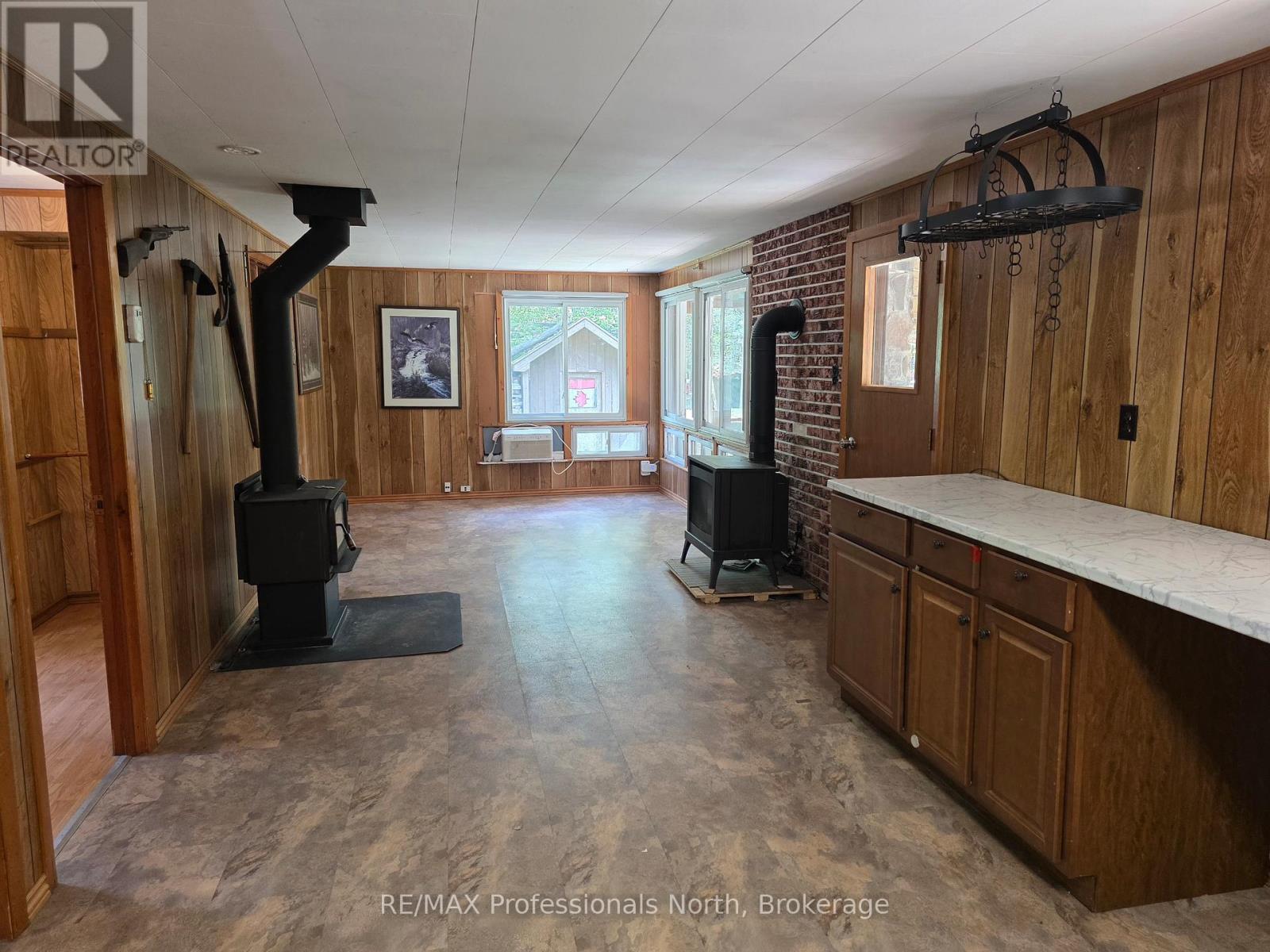46 Robert Road W, Huntsville, Ontario  P1H 2J4 - Photo 11 - X13432146
