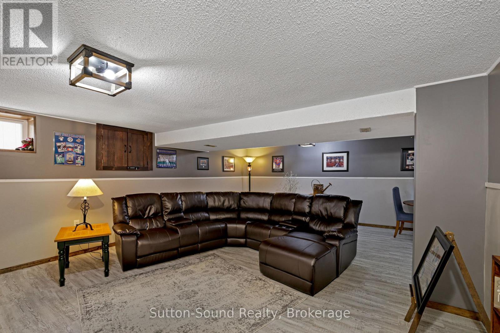 829 30th Street W, Georgian Bluffs, Ontario  N4K 6V5 - Photo 16 - X13432176