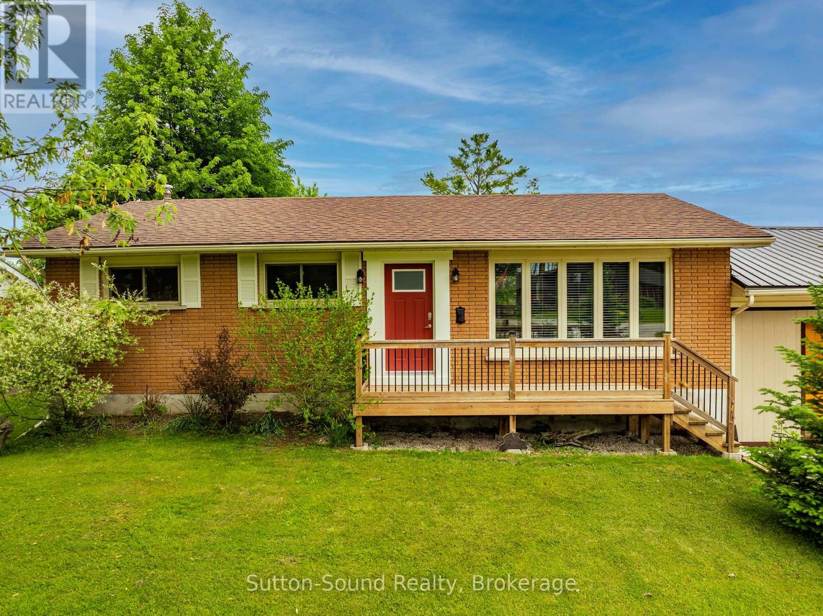 829 30th Street W, Georgian Bluffs, Ontario  N4K 6V5 - Photo 3 - X13432176