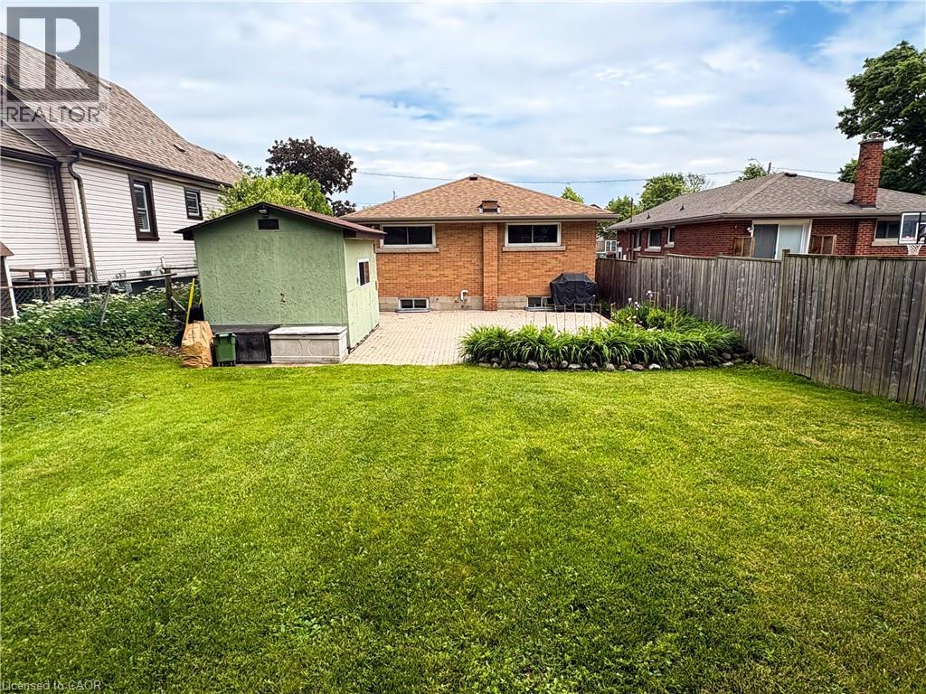 652 Upper Wentworth Street, Hamilton, Ontario  L9A 4V3 - Photo 13 - 40838649