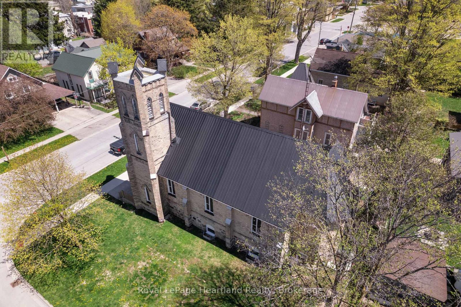 10 Jessie Street, Huron-Kinloss, Ontario  N0G 2R0 - Photo 29 - X13432316
