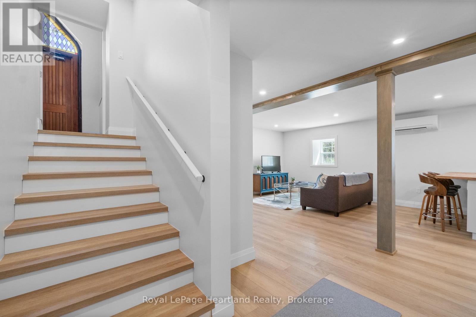 10 Jessie Street, Huron-Kinloss, Ontario  N0G 2R0 - Photo 4 - X13432316