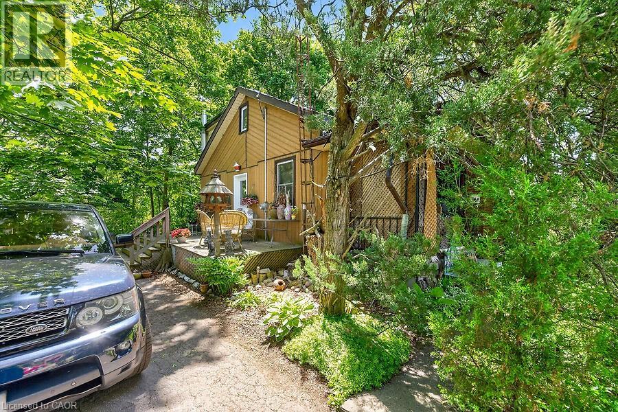 104 Teal Avenue, Stoney Creek, Ontario  L8E 3B4 - Photo 2 - 40839007