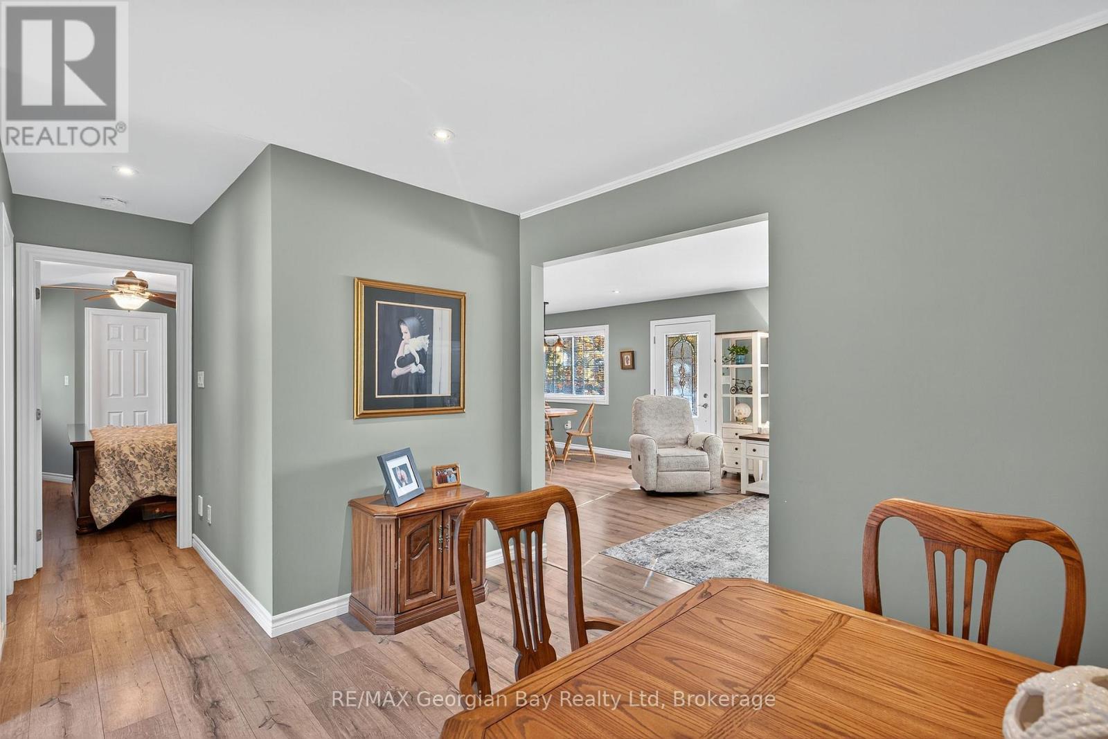 1034 Pine Grove Road, Penetanguishene, Ontario  L9M 2B5 - Photo 12 - S13432386