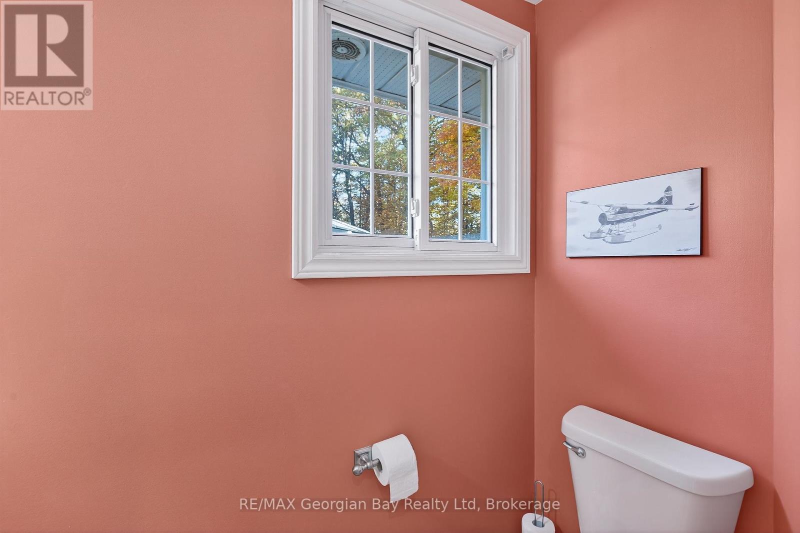 1034 Pine Grove Road, Penetanguishene, Ontario  L9M 2B5 - Photo 13 - S13432386