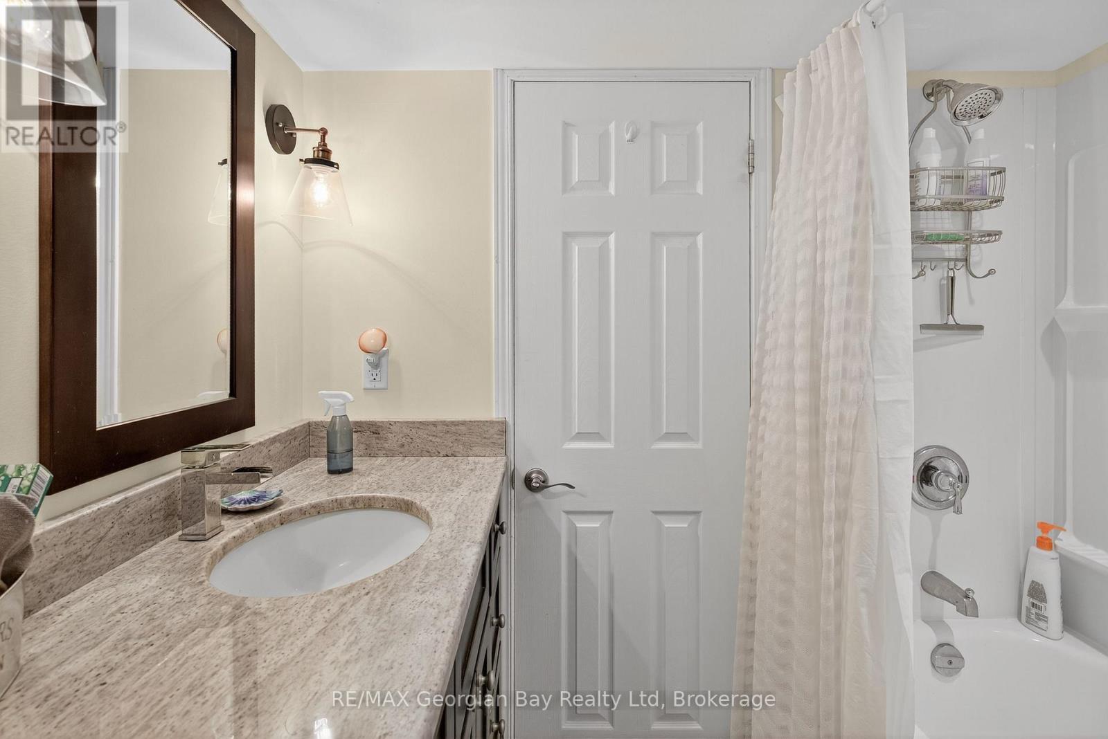 1034 Pine Grove Road, Penetanguishene, Ontario  L9M 2B5 - Photo 23 - S13432386
