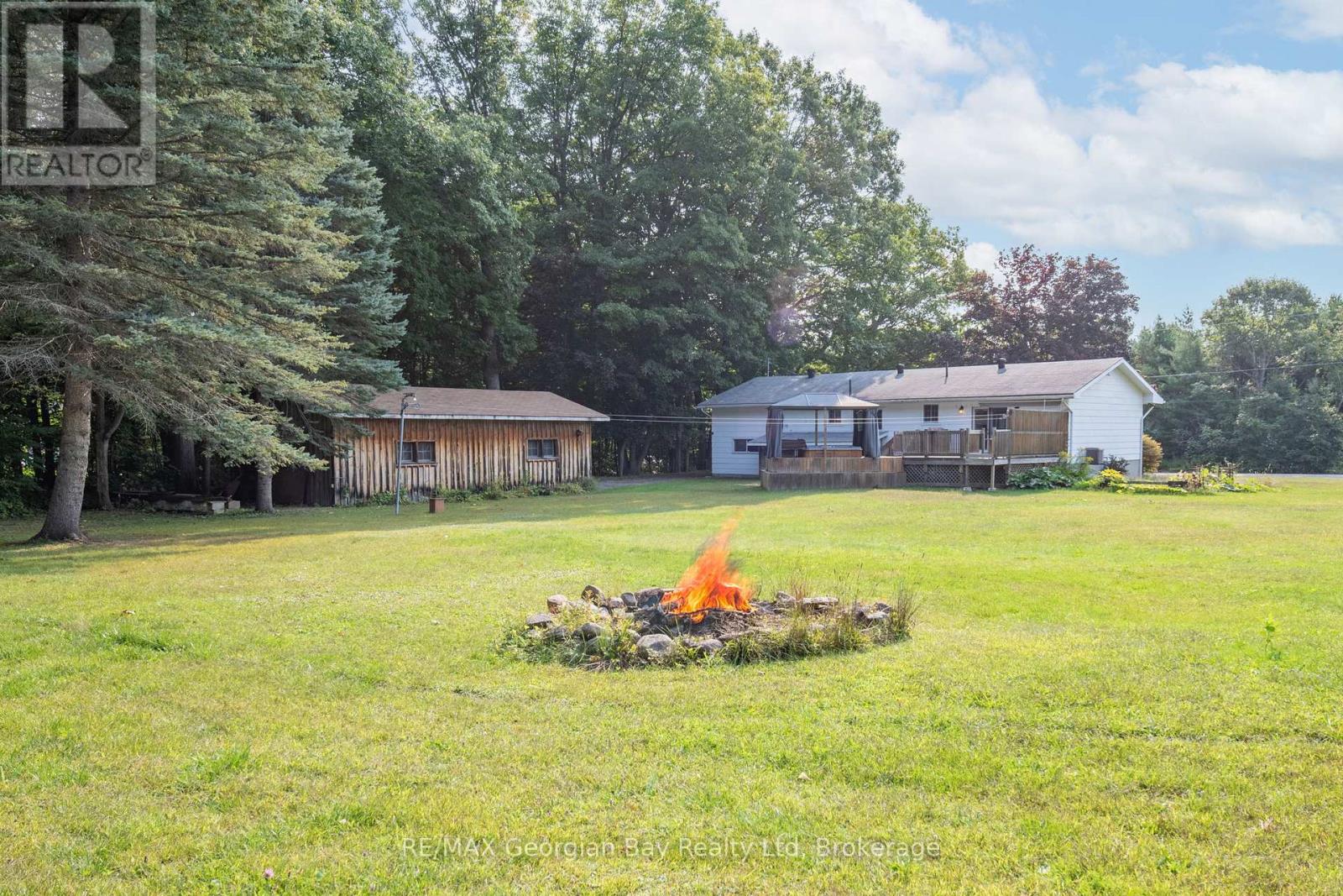 1034 Pine Grove Road, Penetanguishene, Ontario  L9M 2B5 - Photo 28 - S13432386