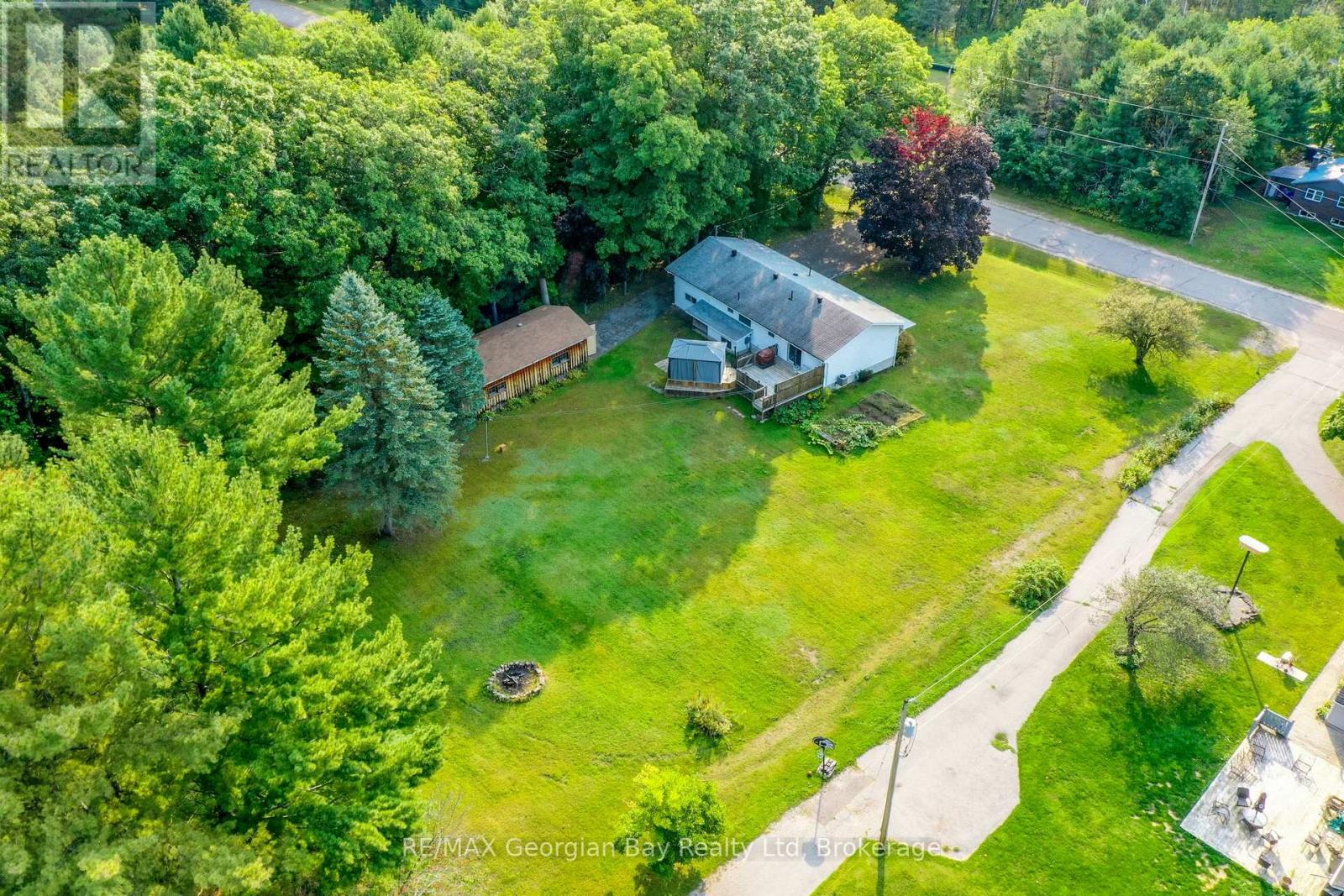 1034 Pine Grove Road, Penetanguishene, Ontario  L9M 2B5 - Photo 32 - S13432386