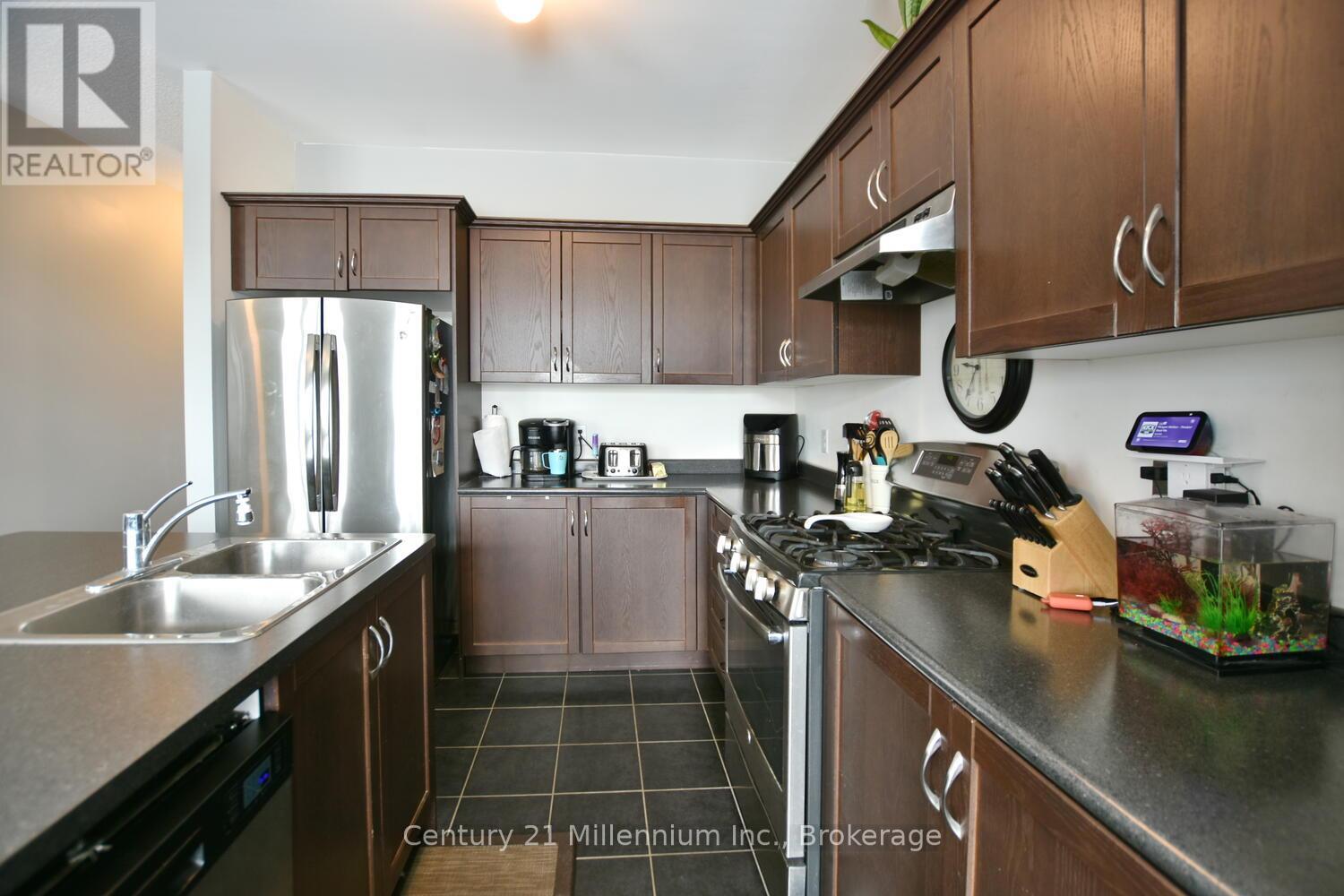 133 White Sands Way, Wasaga Beach, Ontario  L9Z 0C6 - Photo 16 - S13432660