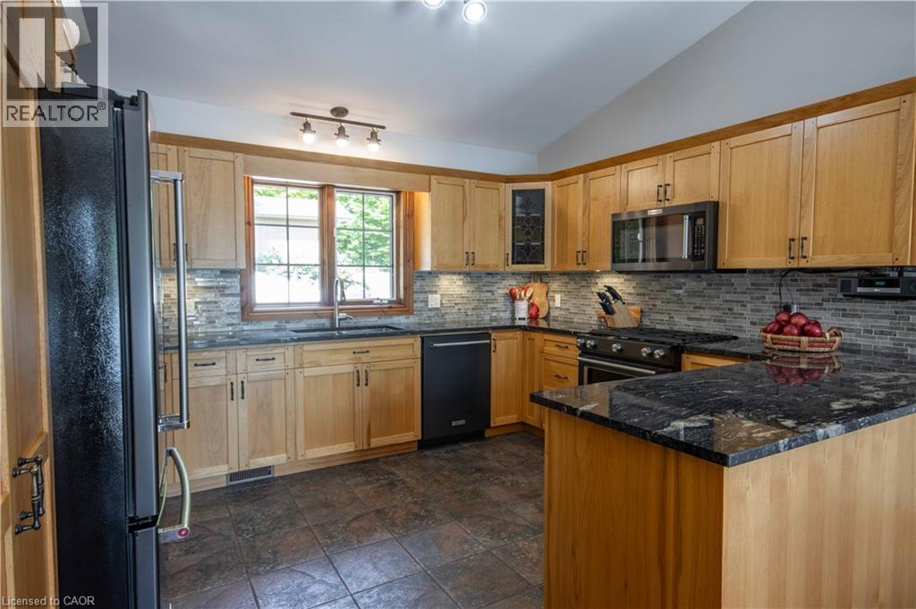 165 Lakeshore Drive, Combermere, Ontario  K0J 1L0 - Photo 20 - 40838188