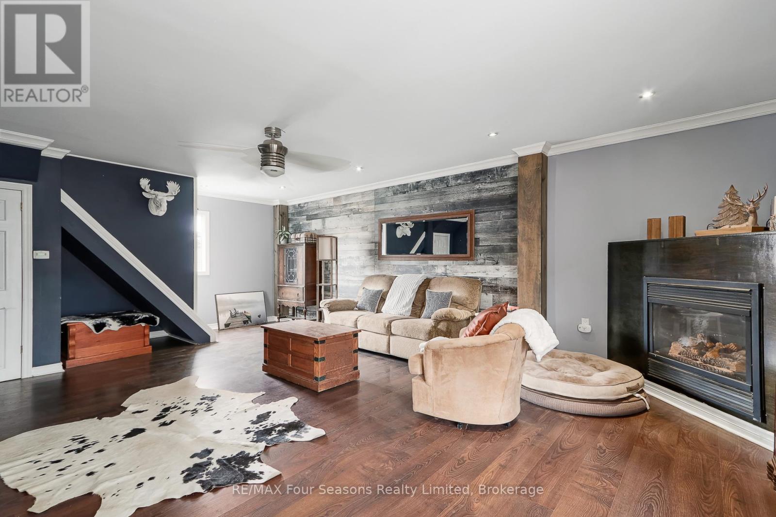 228 Centre Street, Clearview, Ontario  L0M 1S0 - Photo 17 - S13432986