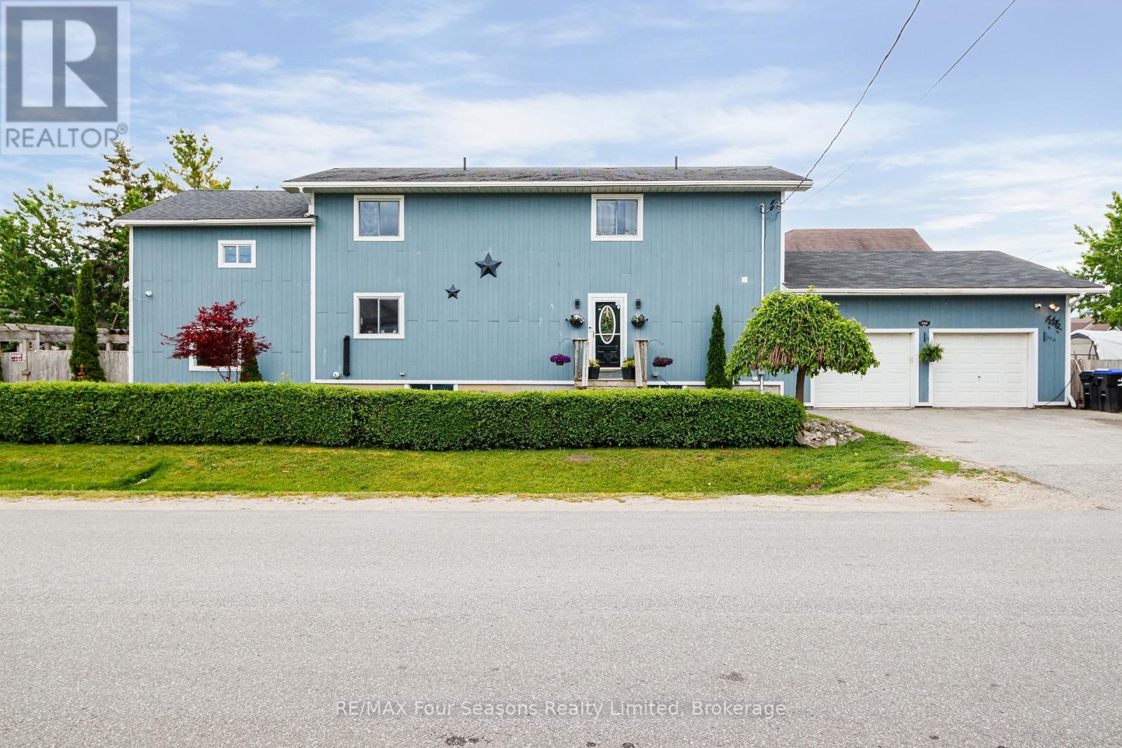 228 Centre Street, Clearview, Ontario  L0M 1S0 - Photo 3 - S13432986