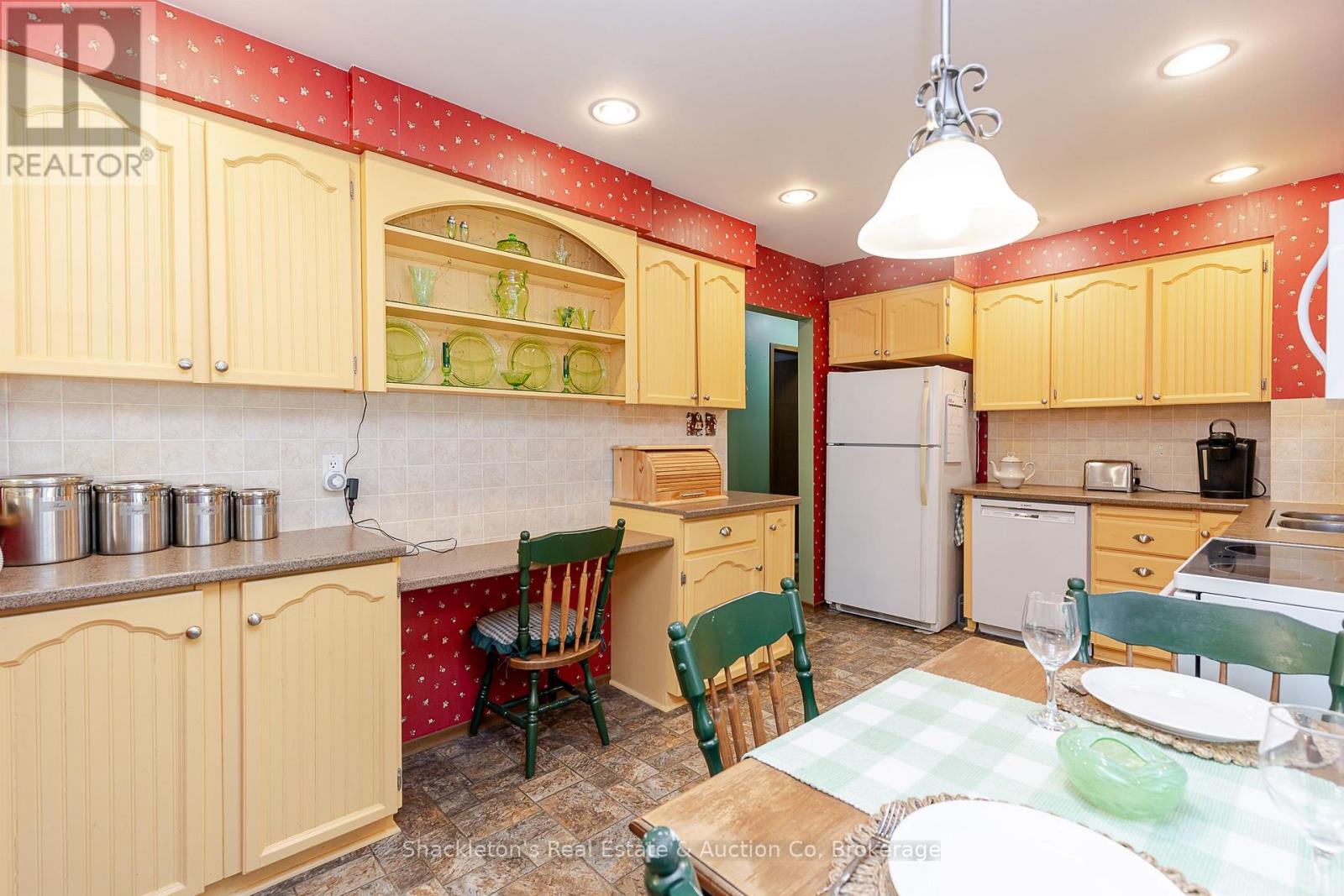 69 Nethercott Drive, Stratford, Ontario  N5A 7G4 - Photo 13 - X13433100