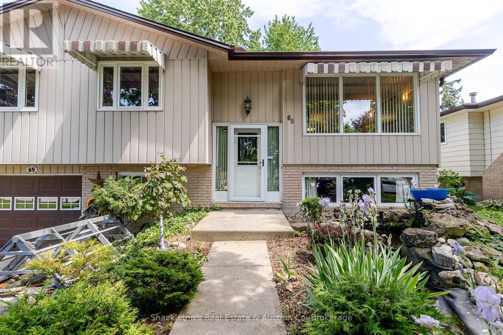 69 Nethercott Drive, Stratford, Ontario  N5A 7G4 - Photo 2 - X13433100