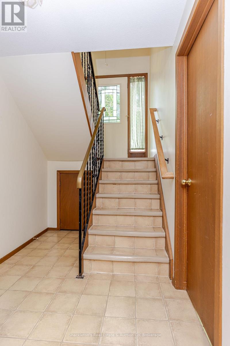 69 Nethercott Drive, Stratford, Ontario  N5A 7G4 - Photo 25 - X13433100