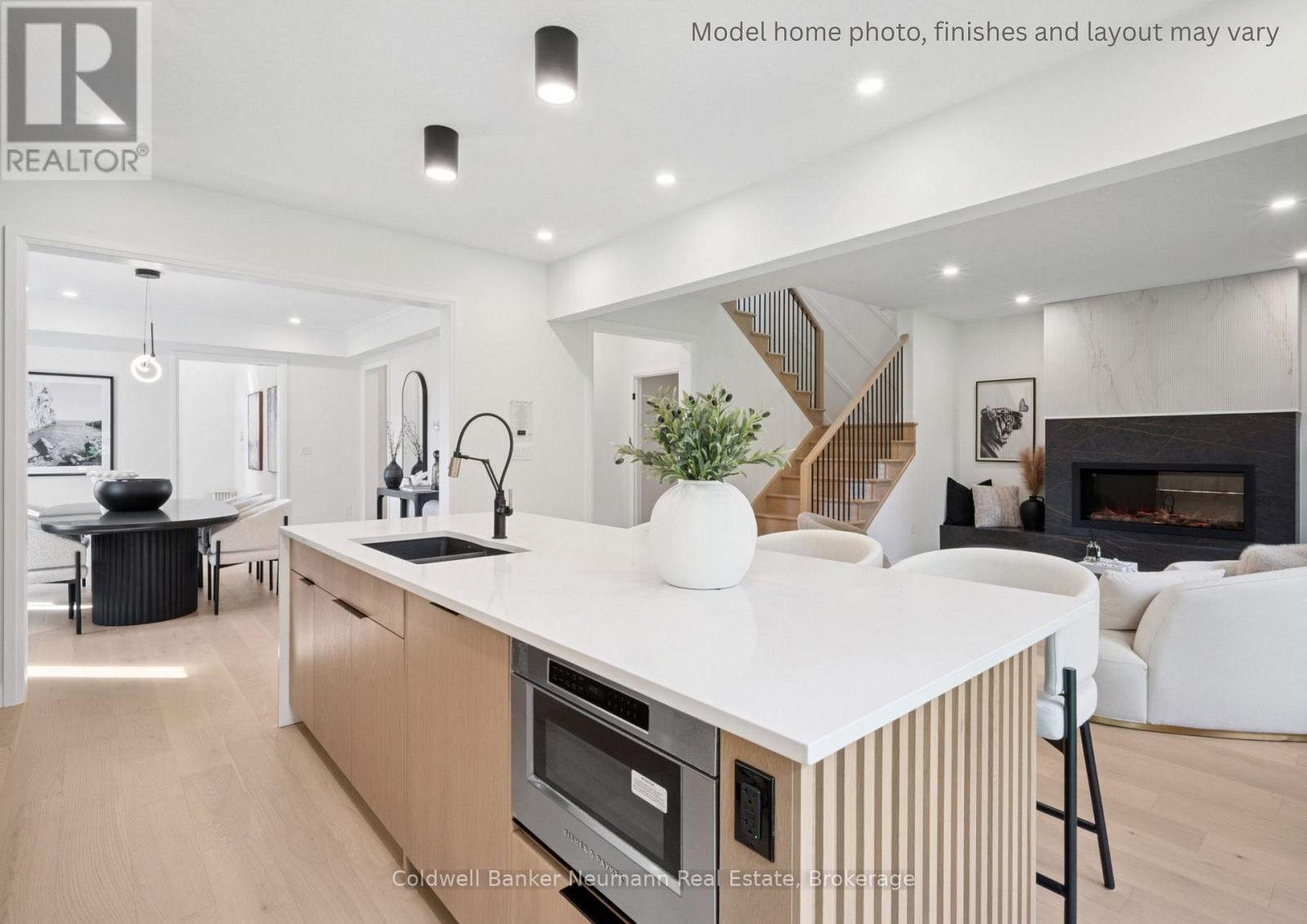 32 Allegro Common, Cambridge, Ontario  N3C 1A5 - Photo 3 - X13433454