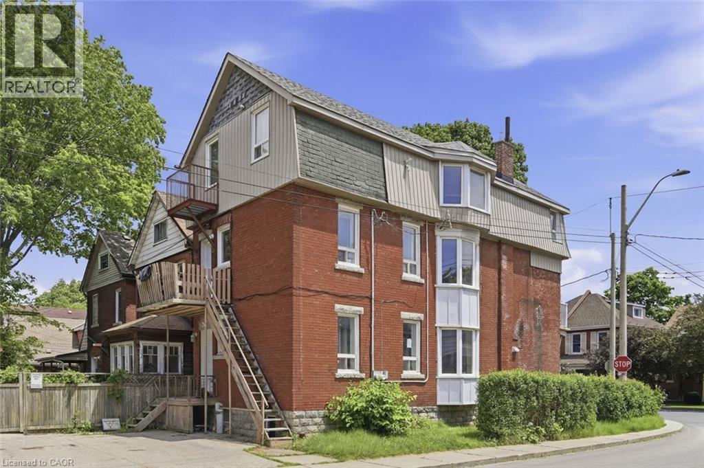 52 Cedar Avenue, Hamilton, Ontario  L8M 3A5 - Photo 5 - 40839107