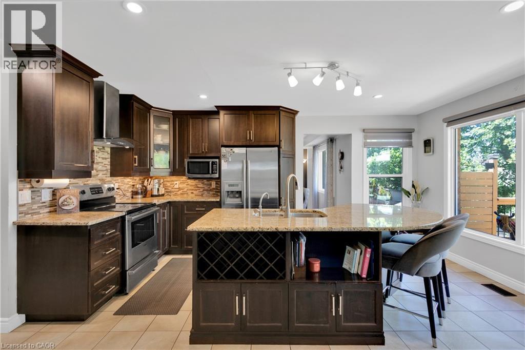 64 Woodview Crescent, Kitchener, Ontario  N2A 3E3 - Photo 11 - 40838926