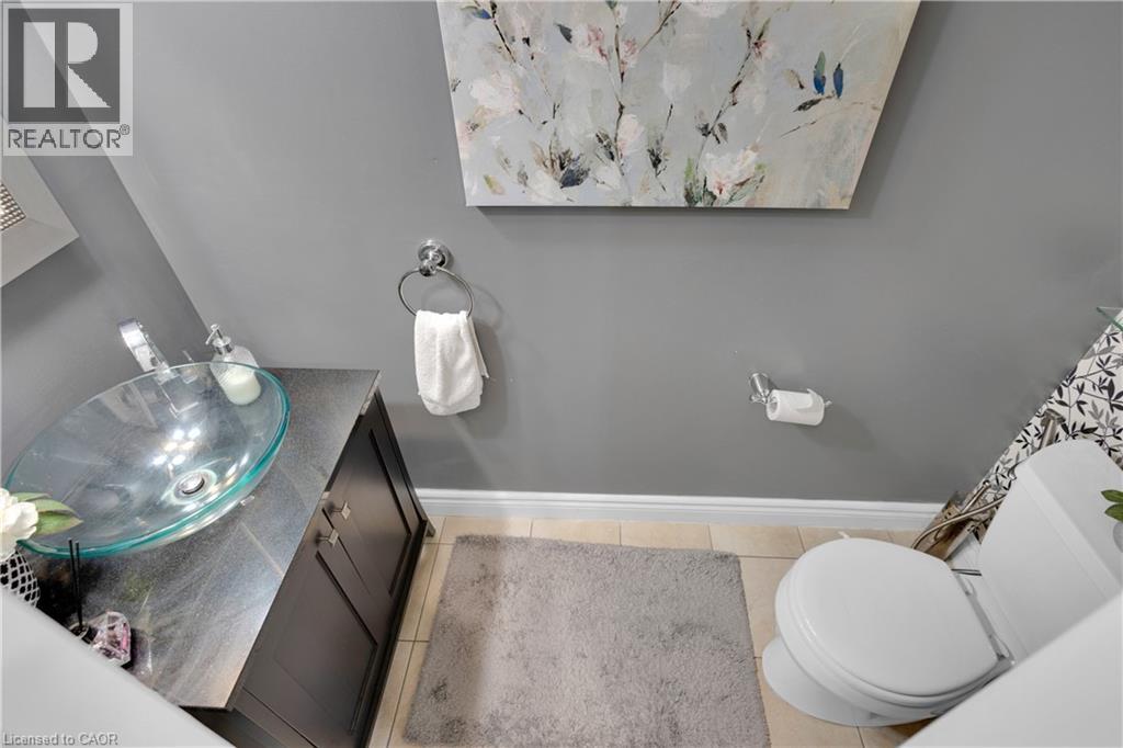 64 Woodview Crescent, Kitchener, Ontario  N2A 3E3 - Photo 19 - 40838926
