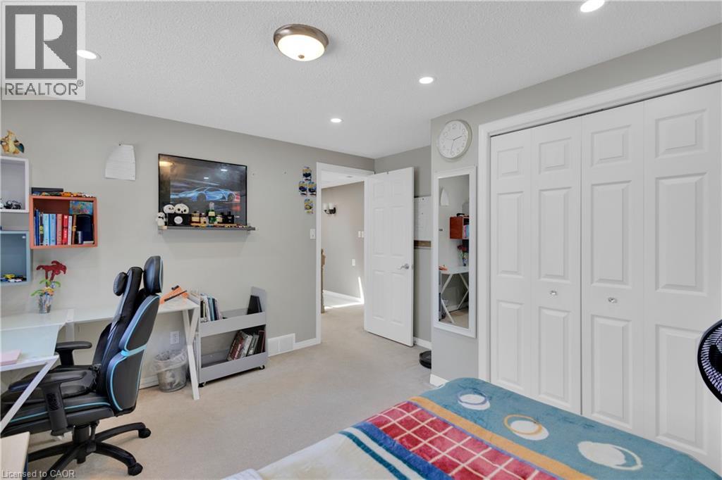 64 Woodview Crescent, Kitchener, Ontario  N2A 3E3 - Photo 26 - 40838926
