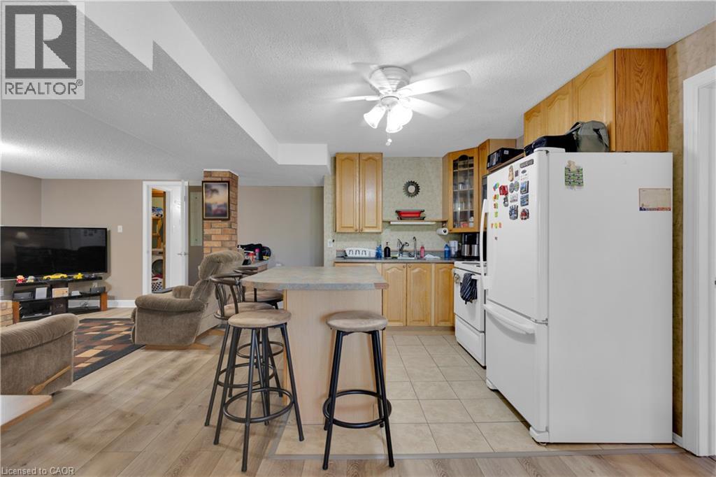 64 Woodview Crescent, Kitchener, Ontario  N2A 3E3 - Photo 40 - 40838926