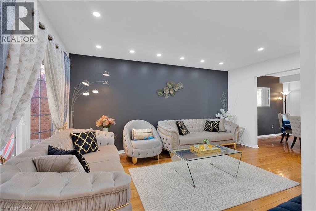 64 Woodview Crescent, Kitchener, Ontario  N2A 3E3 - Photo 7 - 40838926
