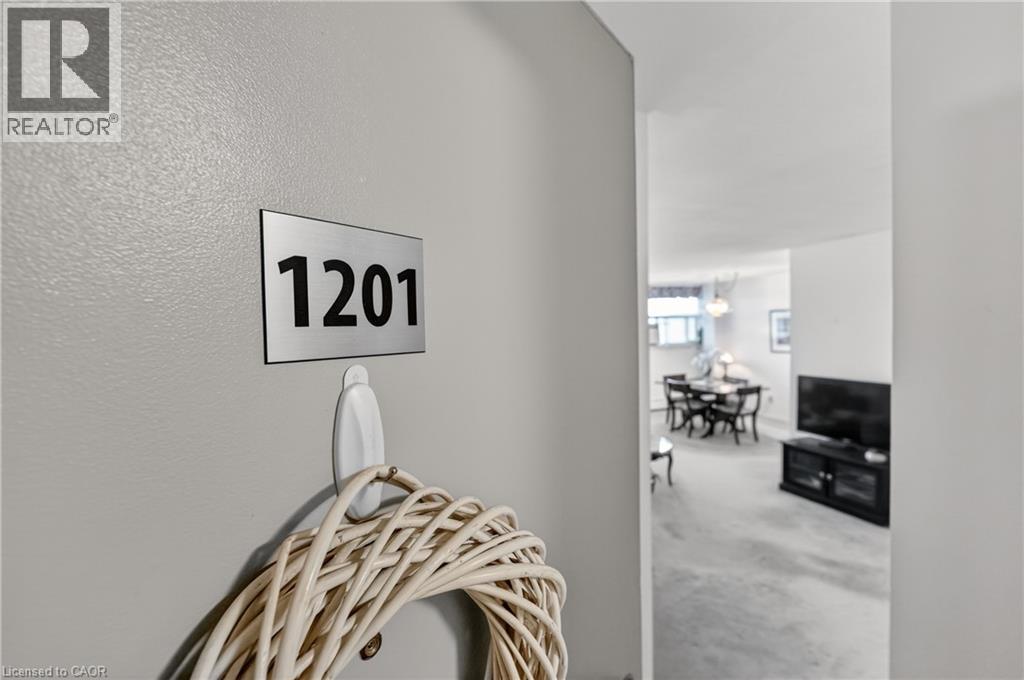 215 Glenridge Avenue Unit# 1201, St. Catharines, Ontario  L2T 3J7 - Photo 3 - 40838794