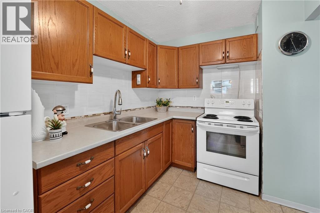215 Glenridge Avenue Unit# 1201, St. Catharines, Ontario  L2T 3J7 - Photo 8 - 40838794