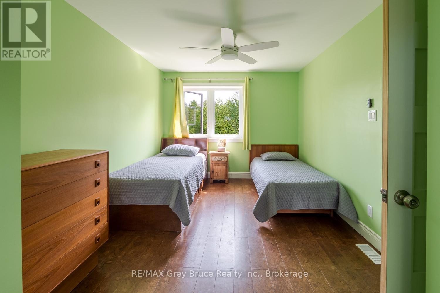 37 Paradise Drive, Northern Bruce Peninsula, Ontario  N0H 1W0 - Photo 25 - X13434154