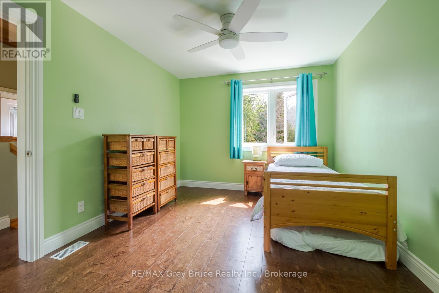 37 Paradise Drive, Northern Bruce Peninsula, Ontario  N0H 1W0 - Photo 27 - X13434154