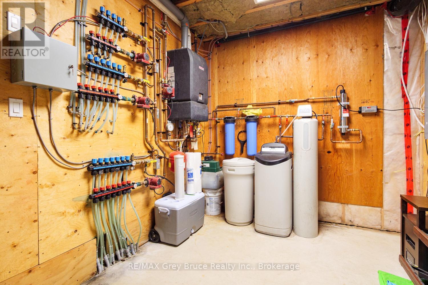 37 Paradise Drive, Northern Bruce Peninsula, Ontario  N0H 1W0 - Photo 35 - X13434154
