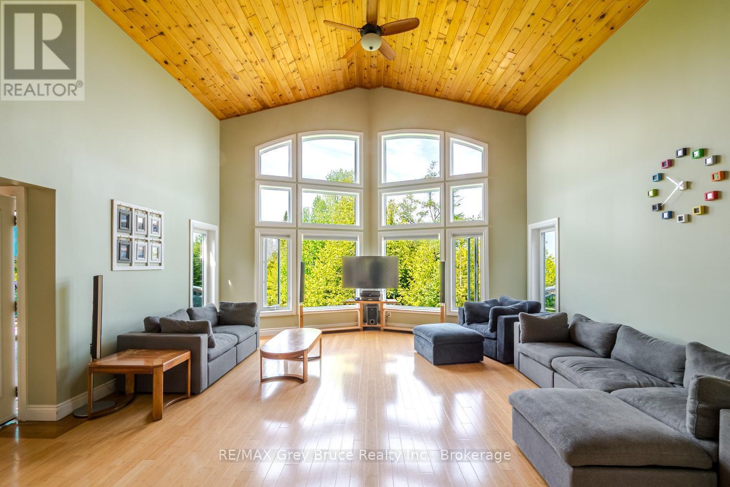 37 Paradise Drive, Northern Bruce Peninsula, Ontario  N0H 1W0 - Photo 6 - X13434154