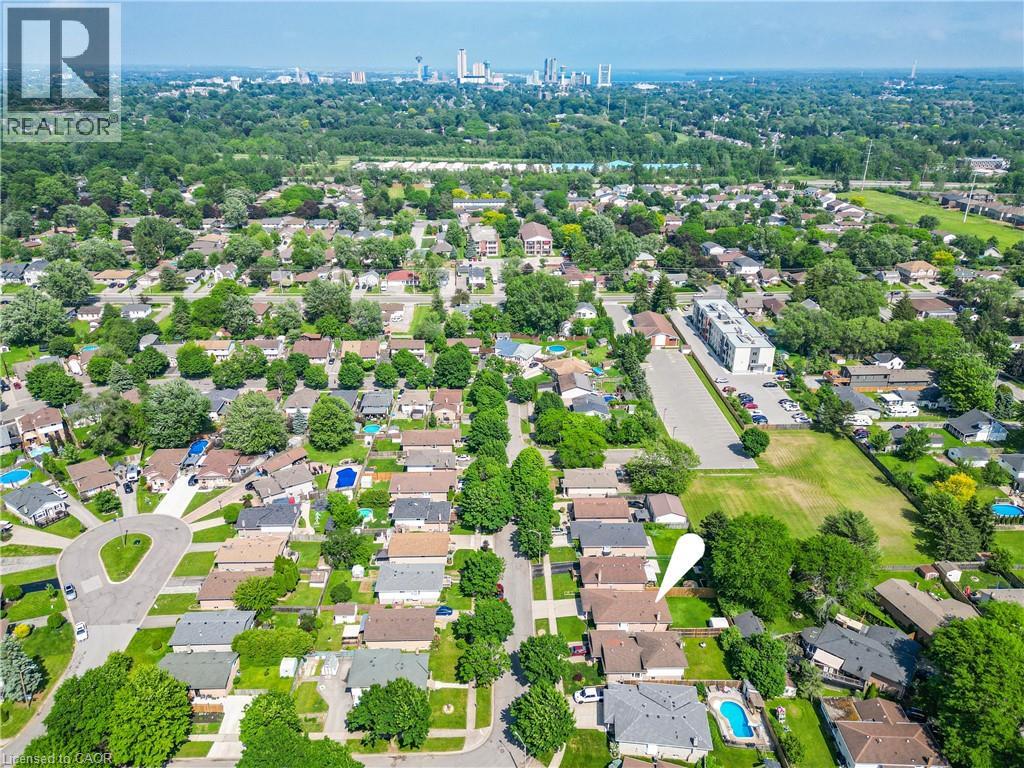 6444 Armstrong Drive, Niagara Falls, Ontario  L2H 2M1 - Photo 22 - 40838803