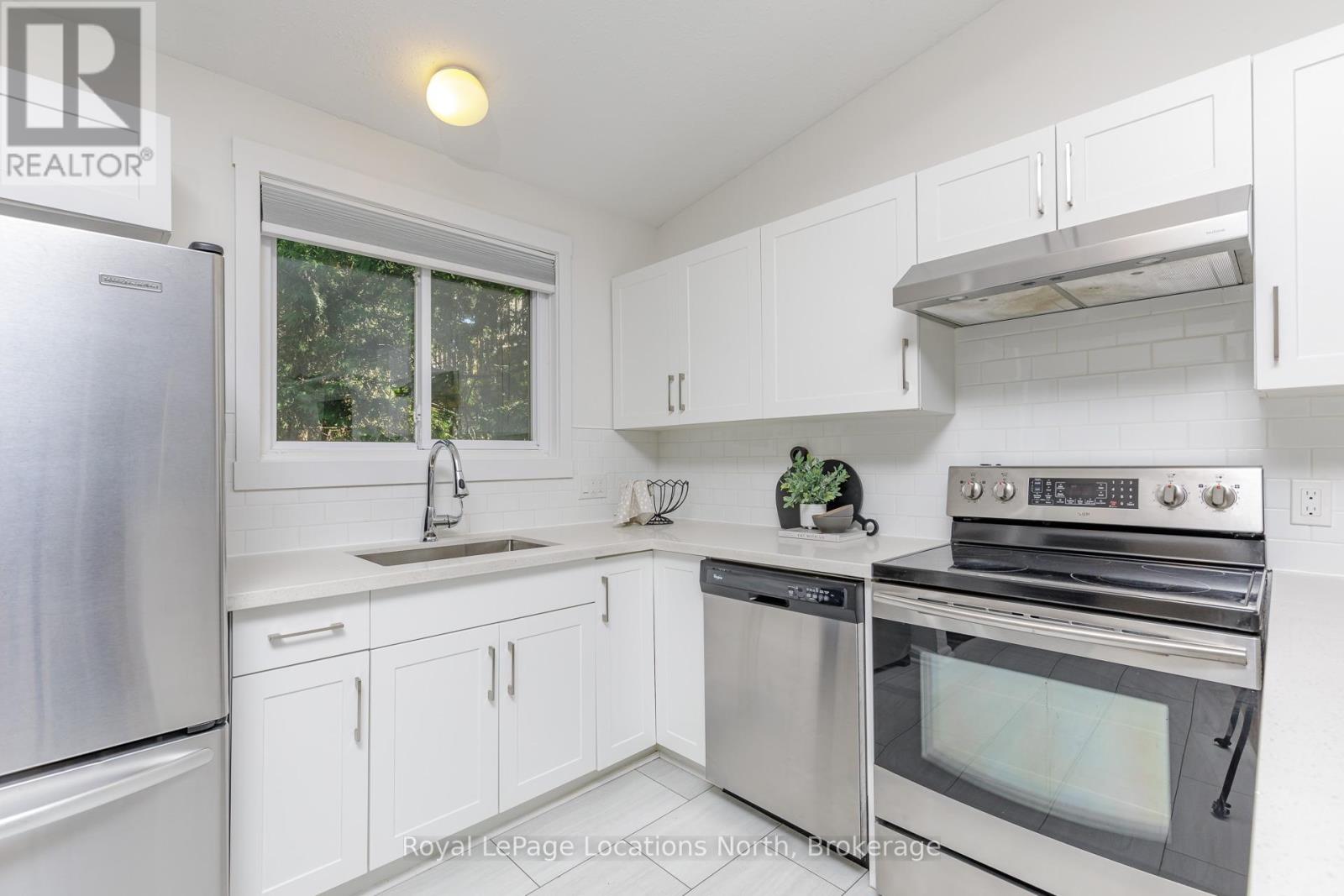# 338 - 5 Dawson Drive, Collingwood, Ontario  L9Y 5T9 - Photo 11 - S13434210