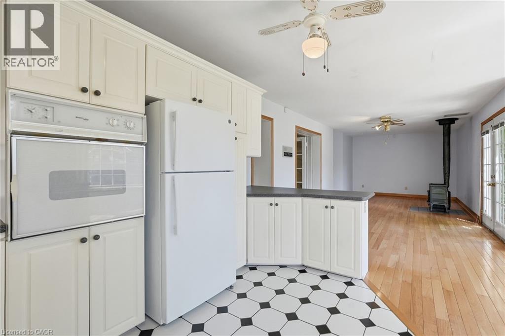 3 Ancaster Street E, Dundas, Ontario  L9H 4K2 - Photo 11 - 40836193