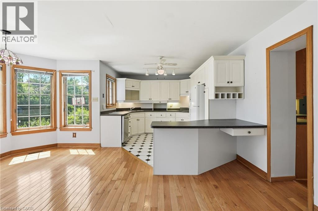 3 Ancaster Street E, Dundas, Ontario  L9H 4K2 - Photo 6 - 40836193