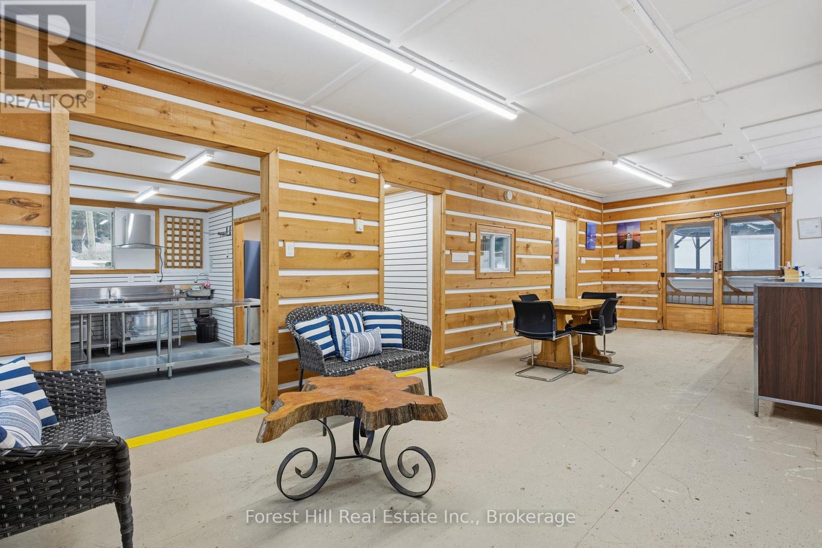 1092 Main Street, Lake Of Bays, Ontario  P0B 1A0 - Photo 16 - X13434348