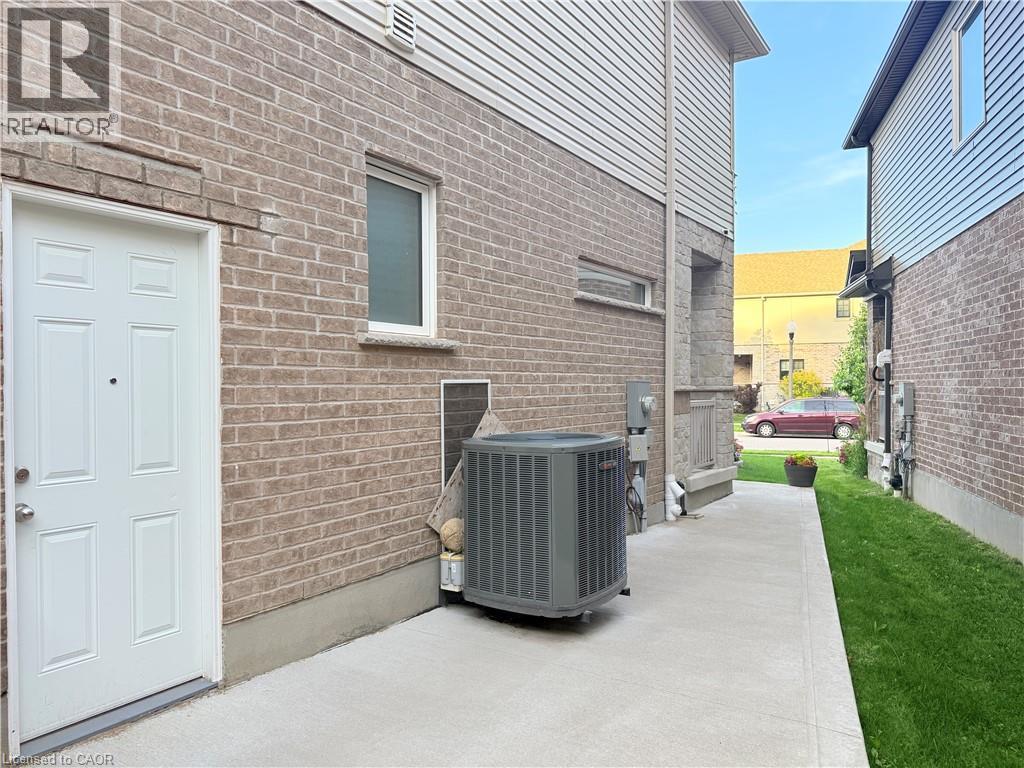 285 Sedgewood Street, Kitchener, Ontario  N2P 0G6 - Photo 45 - 40839180