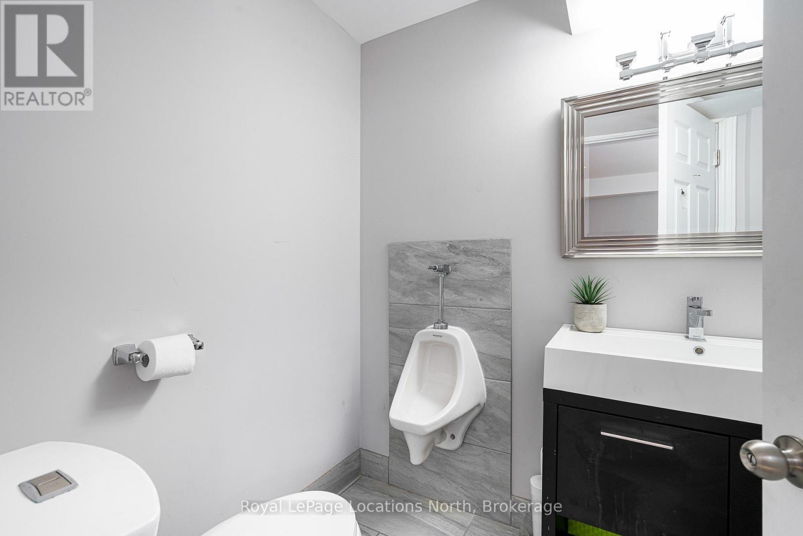 12 Patton Street, Collingwood, Ontario  L9Y 0E5 - Photo 32 - S13434788