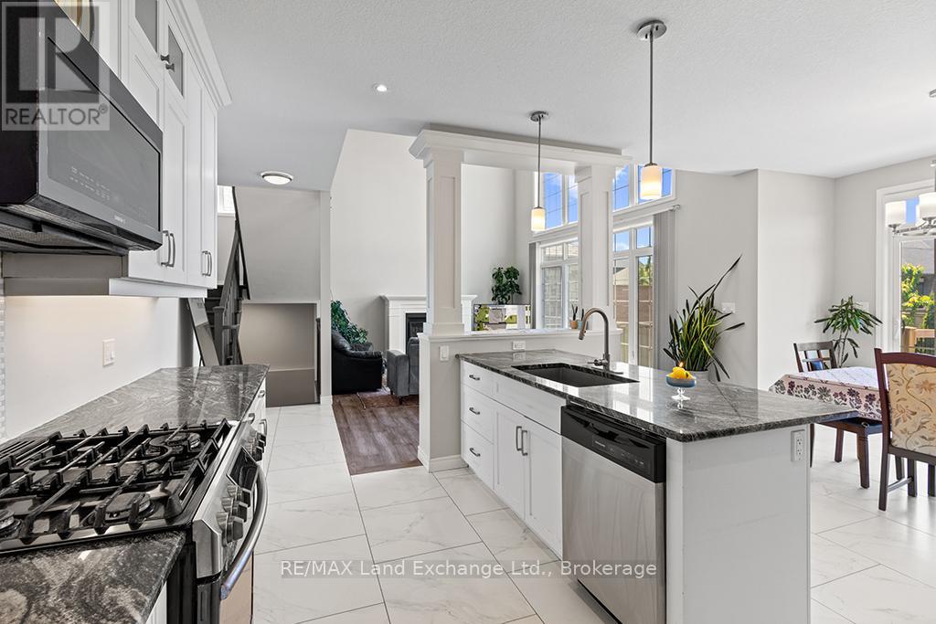 360 Devonshire Road, Saugeen Shores, Ontario  N0H 2C3 - Photo 10 - X13434686