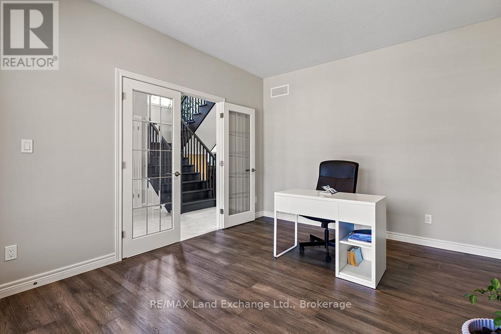 360 Devonshire Road, Saugeen Shores, Ontario  N0H 2C3 - Photo 15 - X13434686